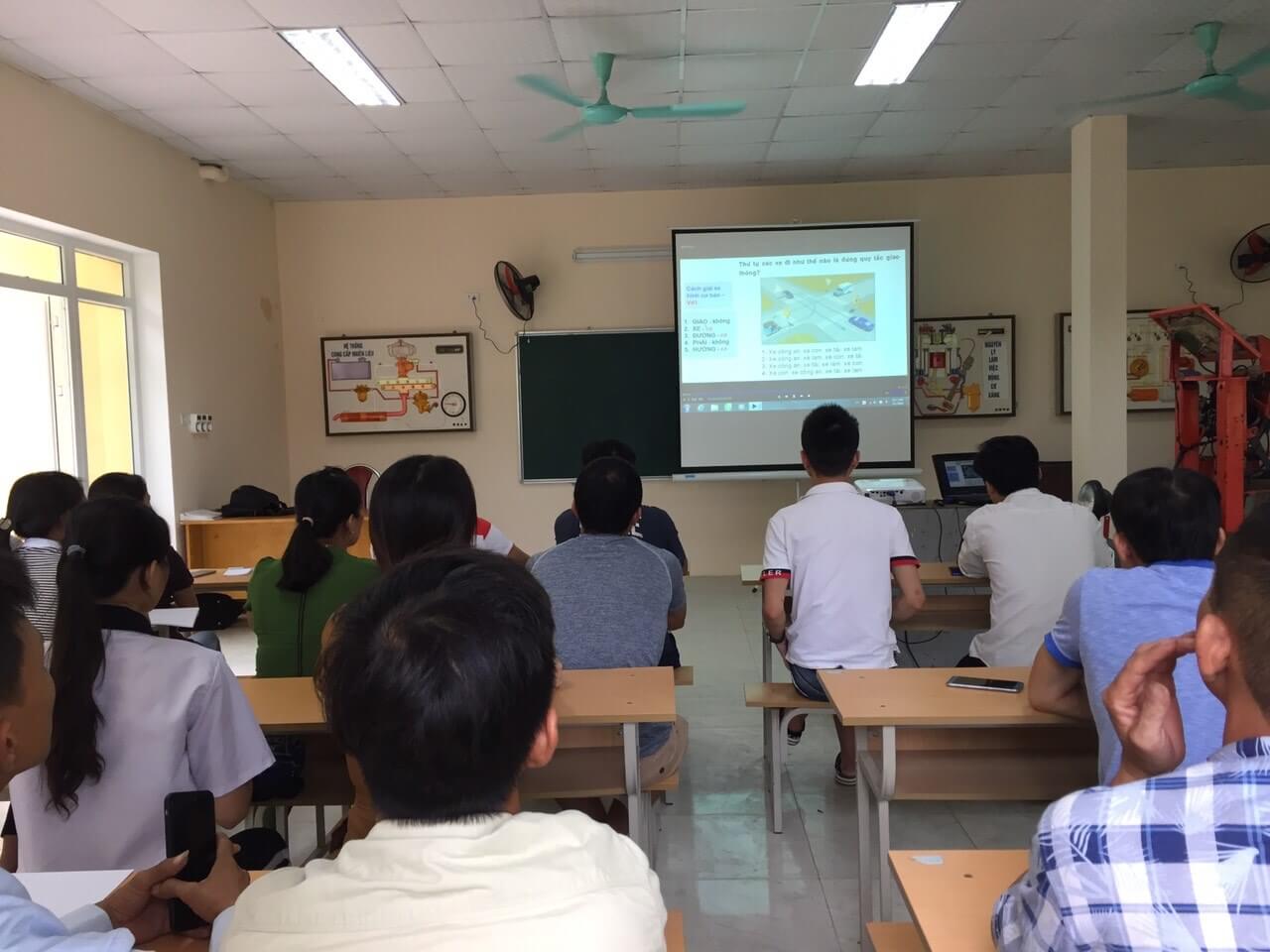 trung tâm đào tạo lái xe quận Bình Thạnh trực thuộc Sở GTVT