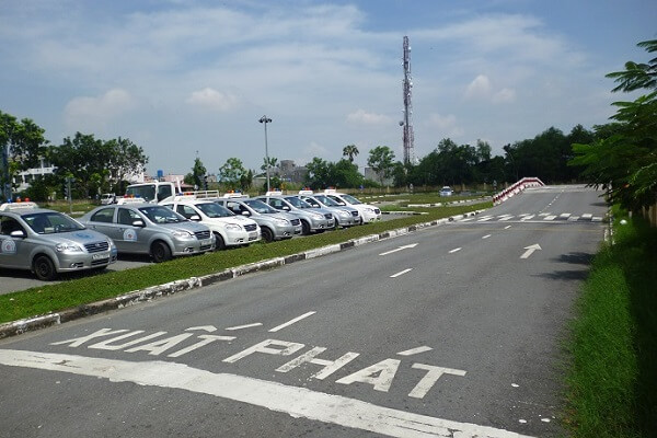 trung tâm đào tạo lái xe tại bình thạnh