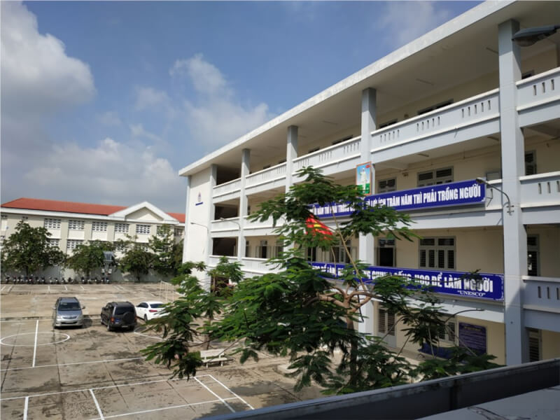 trung tâm dạy lái xe ô tô tại tân bình