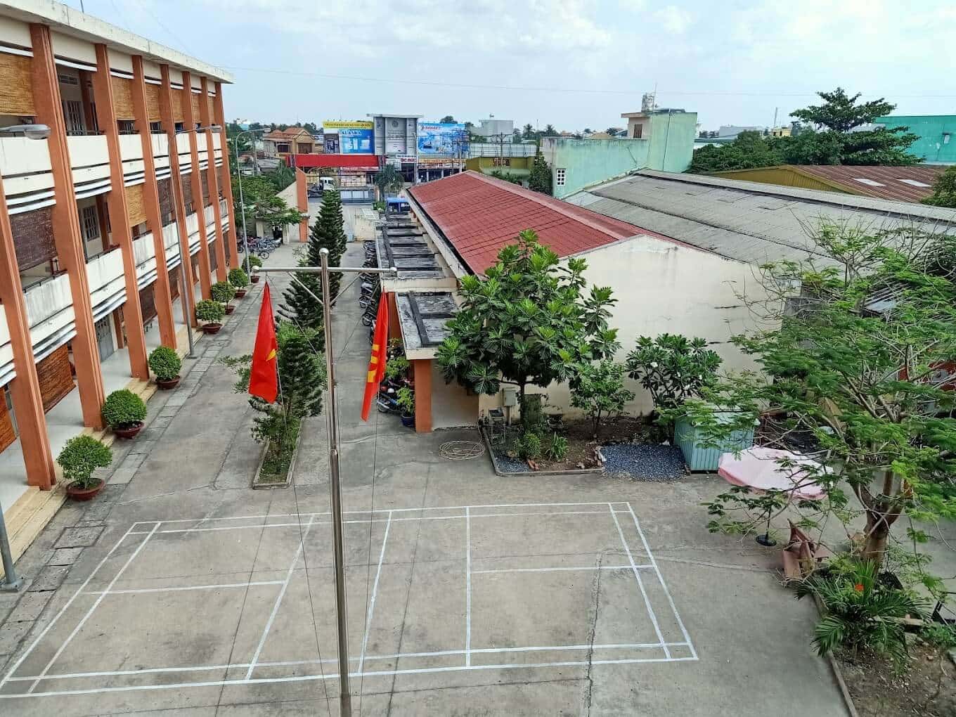 trường dạy lái xe ô tô bình chánh thuộc sở gtvt quản lý