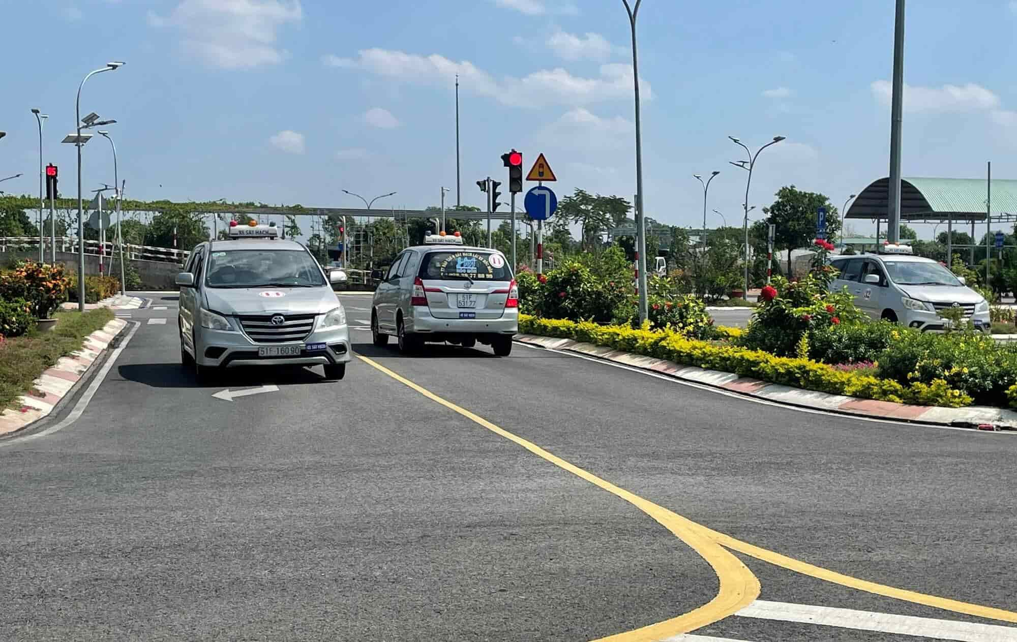 trung tâm dạy lái xe b2 tại hóc môn giá rẻ