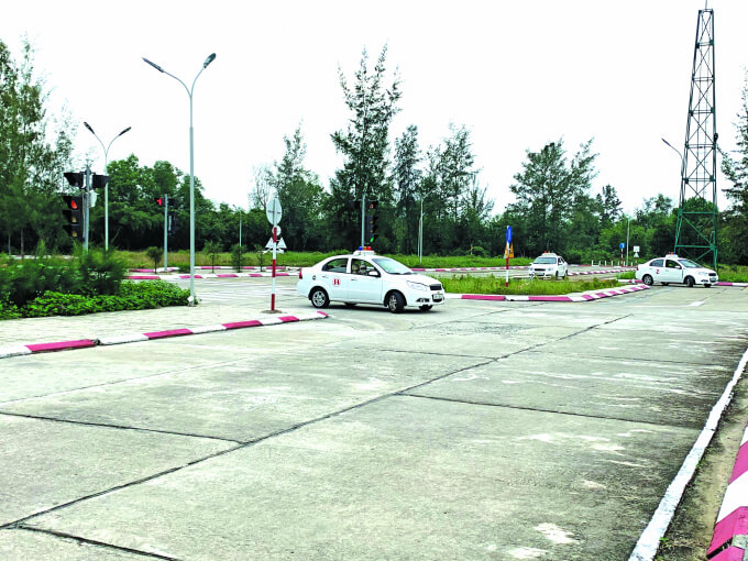 trường dạy lái xe hóc môn trực thuộc sở gtvt