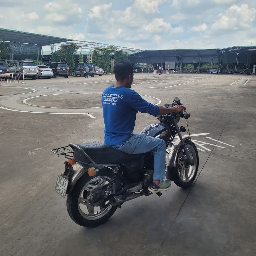 trung tâm giáo dục nghề nghiệp lái xe hóc môn có tốt không?