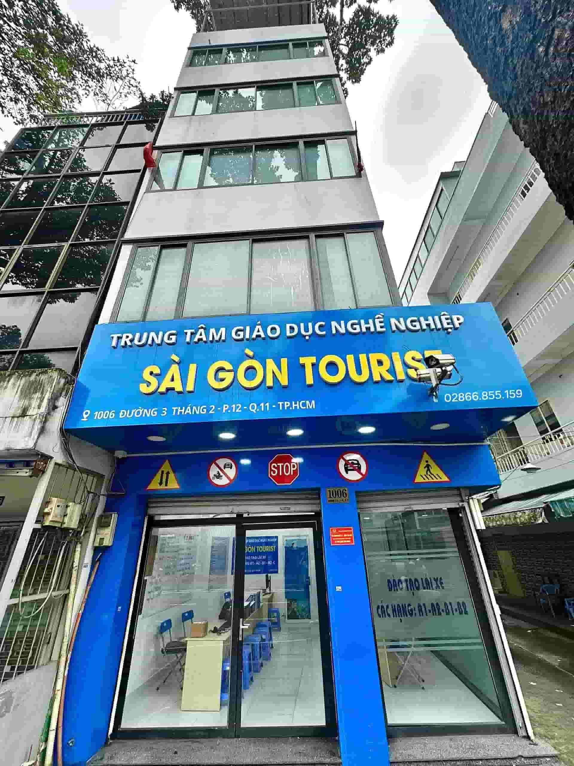 trường dạy lái xe ô tô tại quận 10