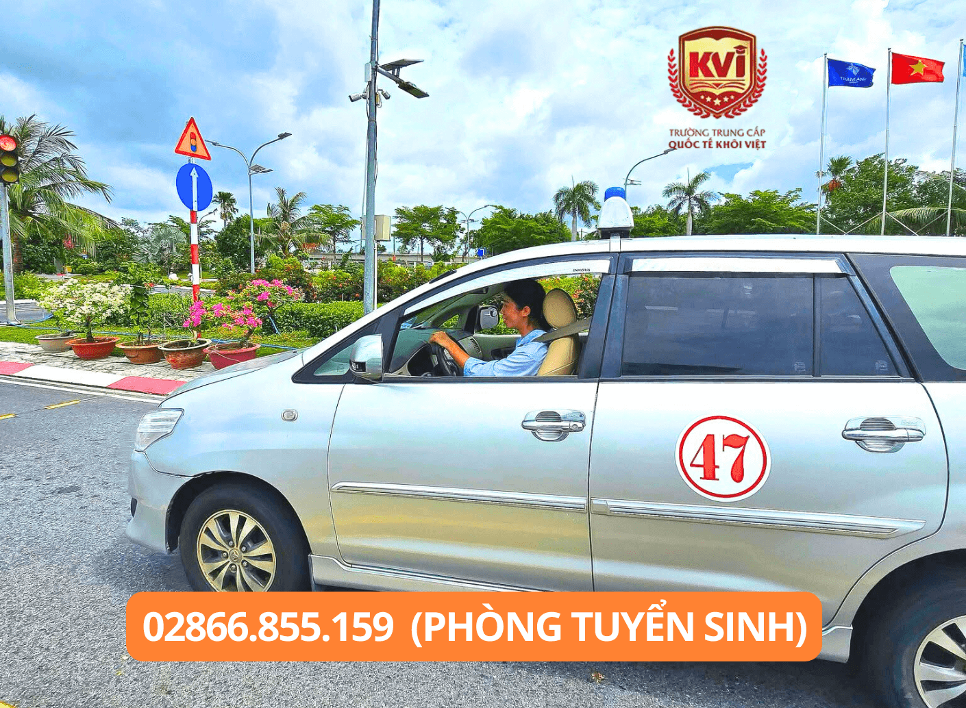 học lái xe tại trường Khôi Việt