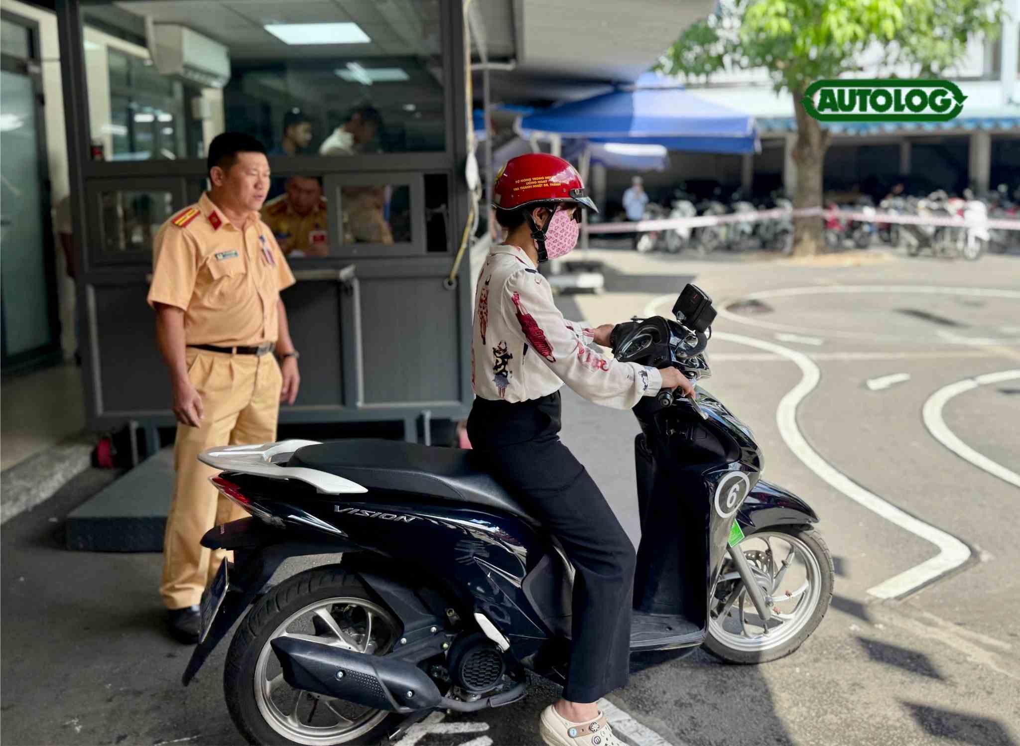 thi bằng lái xe máy tphcm