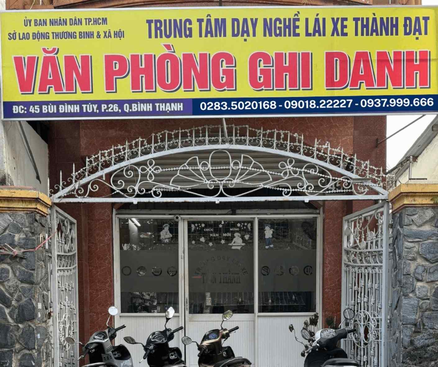 trường dạy lái xe uy tín ở q2